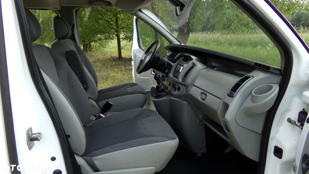 Opel VIVARO 2.5 150KM * LONG * KLIMA * BRYGADÓWKA * SUPER STAN ! - 9