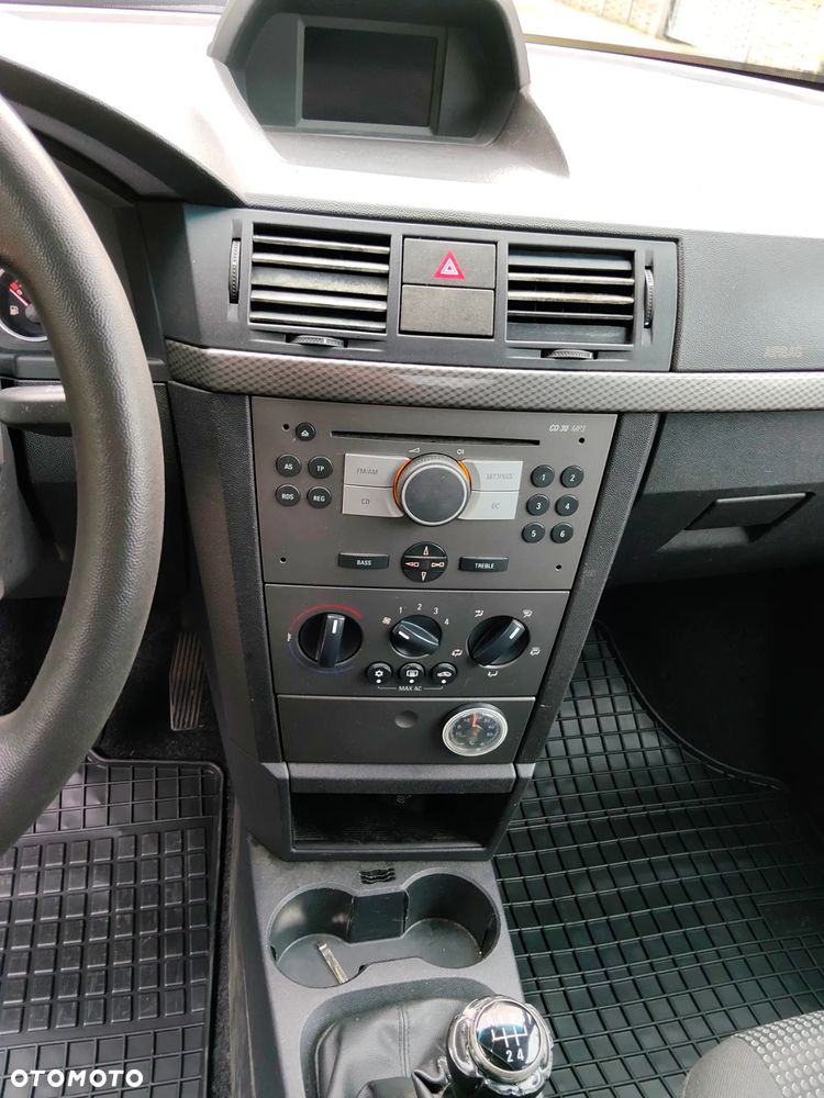 Opel Meriva 1.6 Cosmo - 14