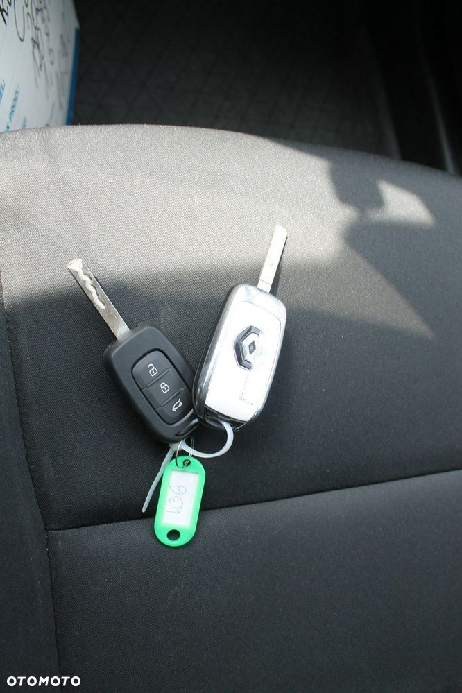 Renault Clio - 14