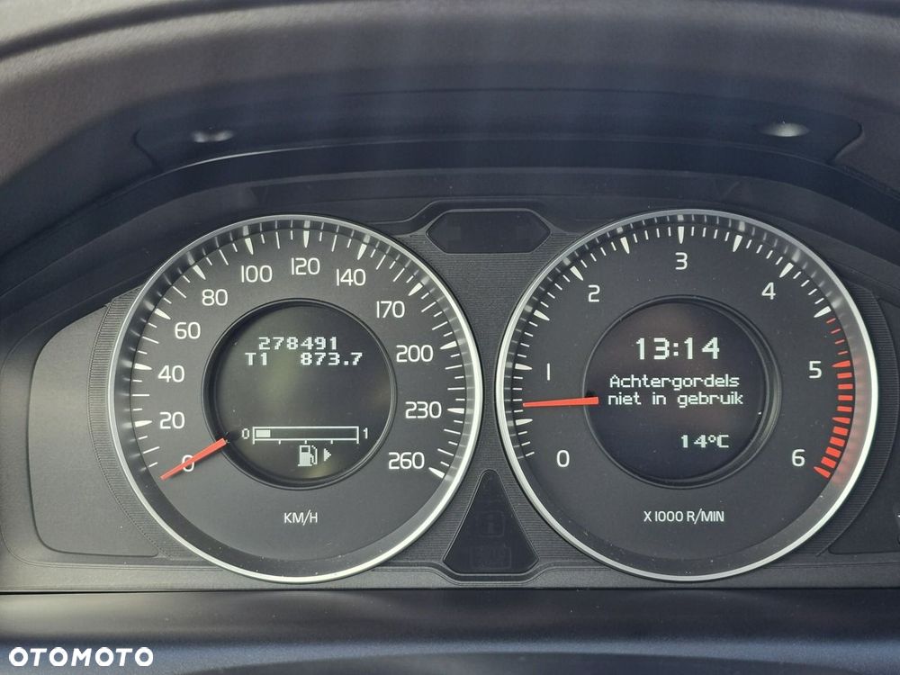 Volvo XC 60 - 36