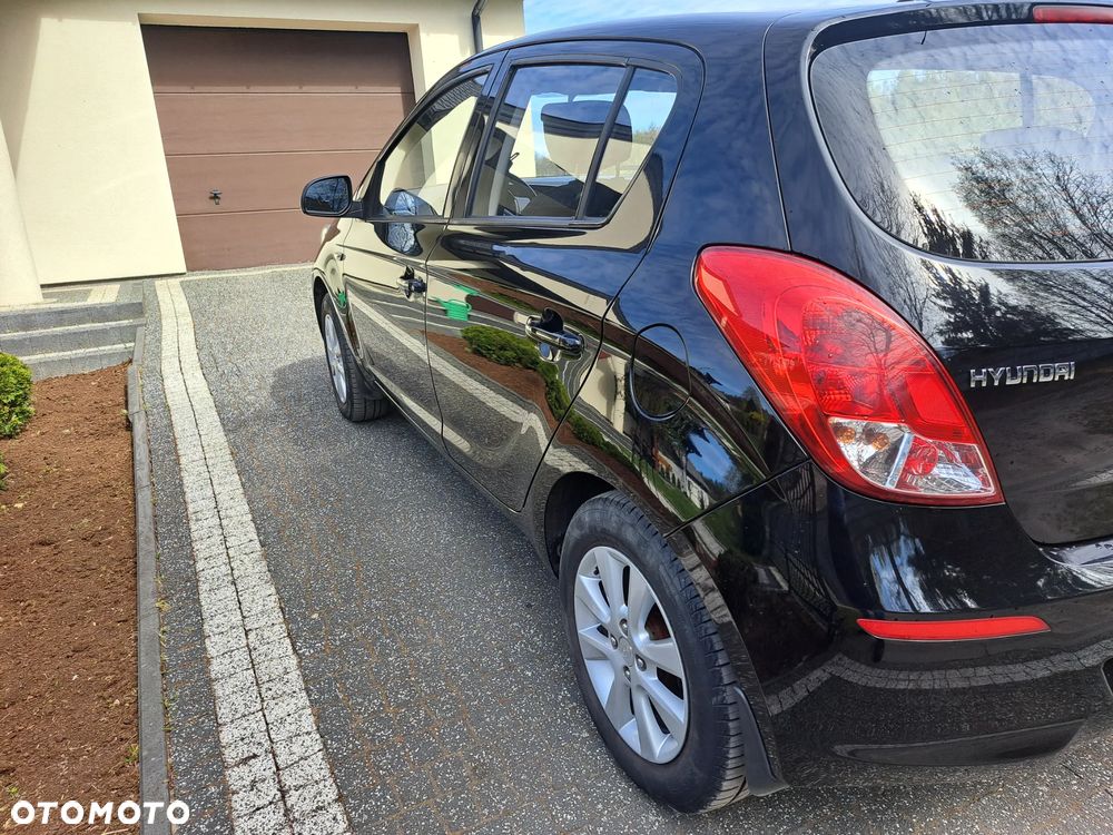 Hyundai i20 1.25 Wersja Jubileuszowa - 8