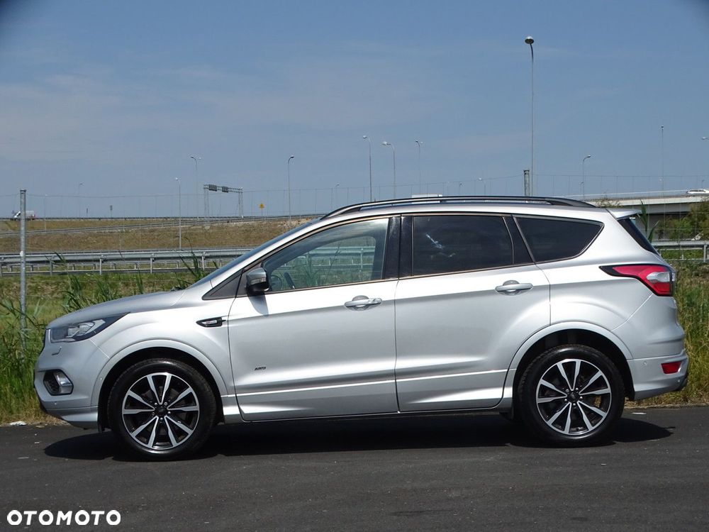 Ford Kuga 2.0 TDCi AWD ST-Line - 3