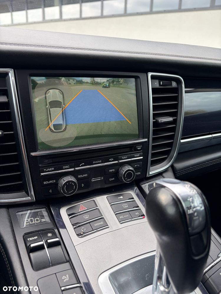 Porsche Panamera Diesel - 18