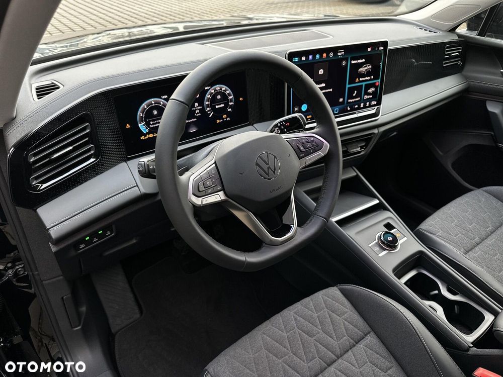 Volkswagen Tiguan - 9