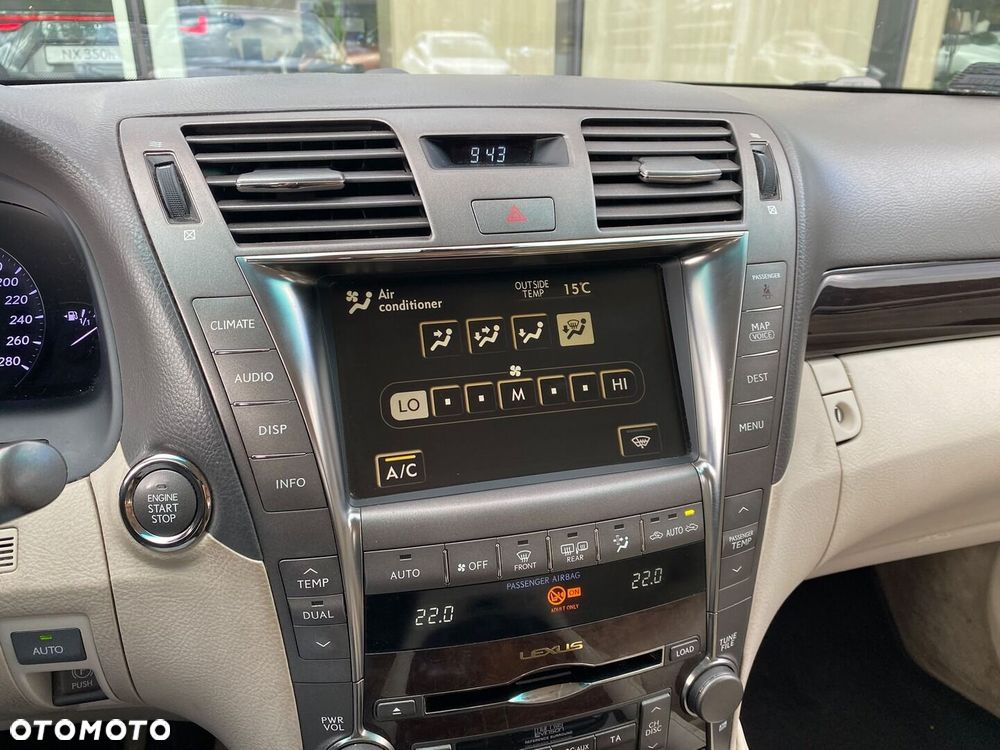 Lexus LS - 16
