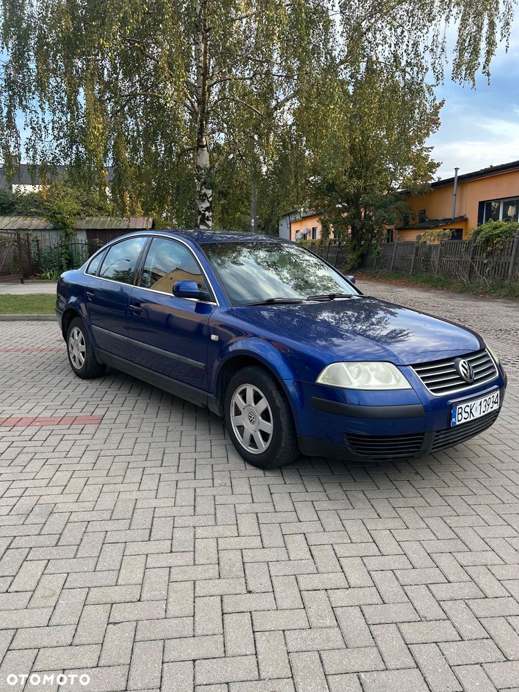 Volkswagen Passat 1.9 TDI Comfortline - 1