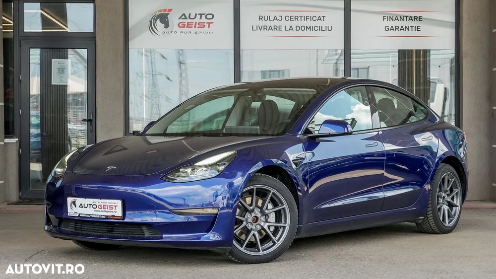 Tesla Model 3 Langstreckenbatterie Allradantrieb Dual Motor - 3