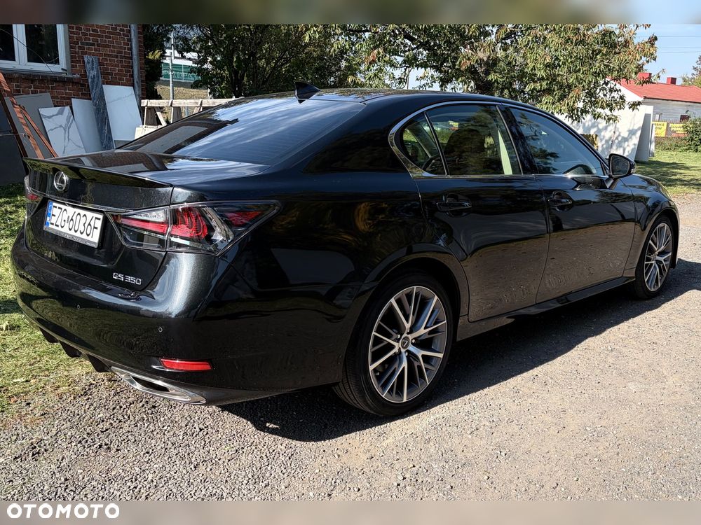Lexus GS - 4