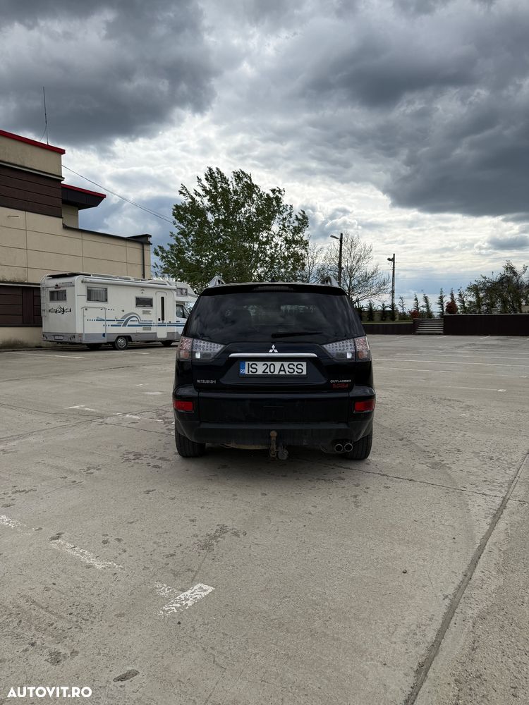 Mitsubishi Outlander 2.2 DI-D 4WD TC-SST Instyle A60 - 8