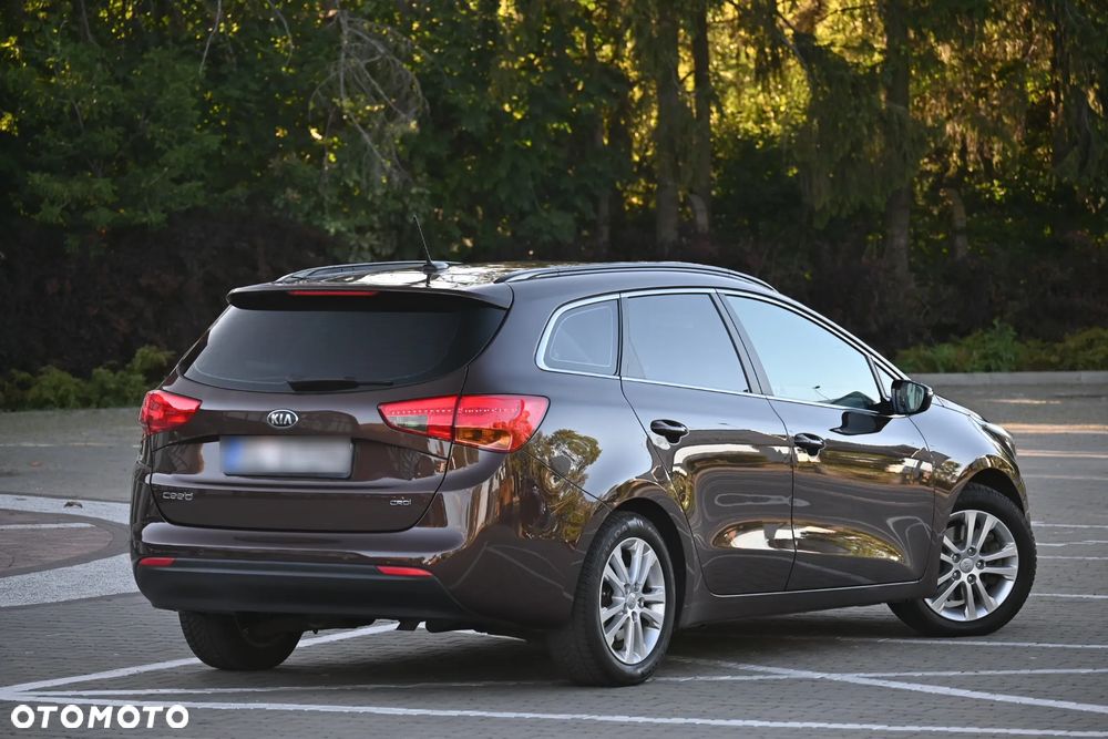 Kia Ceed 1.6 CRDi 128 Platinum Edition - 13