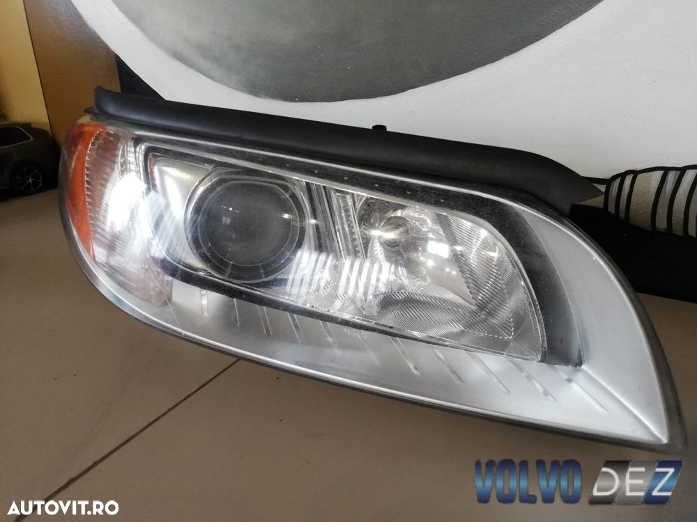 Far dreapta xenon adaptiv cu cornering Volvo S80 2011-2014 31353321 - 2
