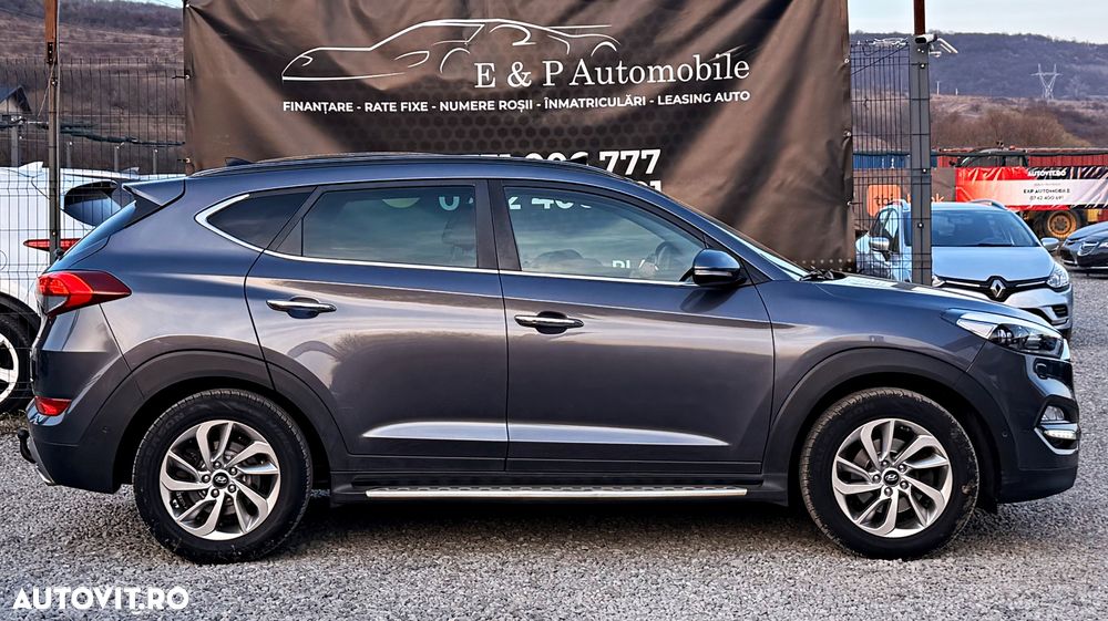Hyundai Tucson 2.0 CRDI 4WD 6AT Style - 10