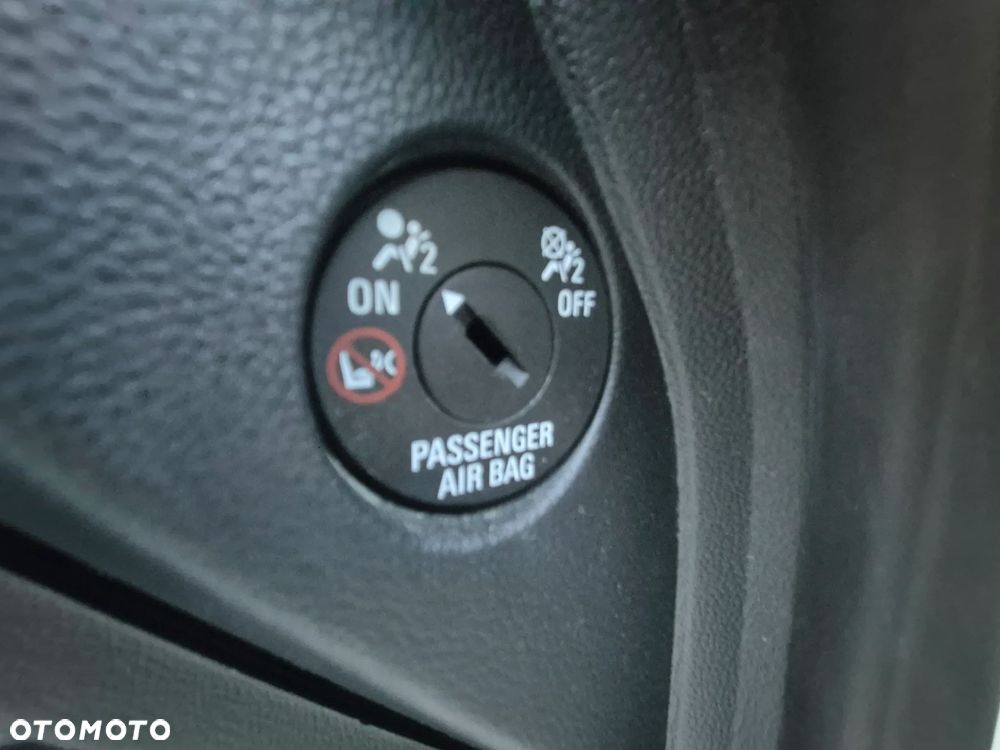 Opel Astra 1.6 Style - 32