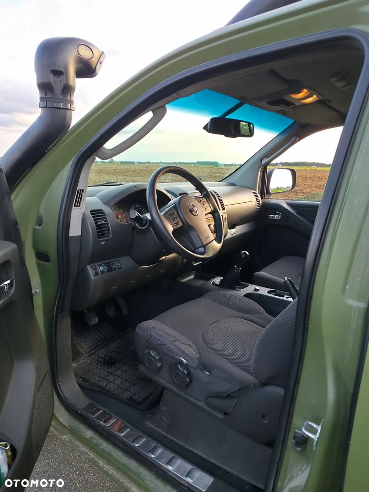 Nissan Navara 2.5 D FE
