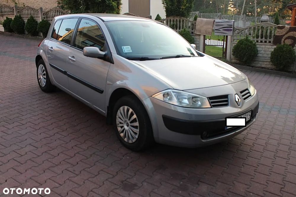 Renault Megane II 1.6 16V Confort Dynamique - 1
