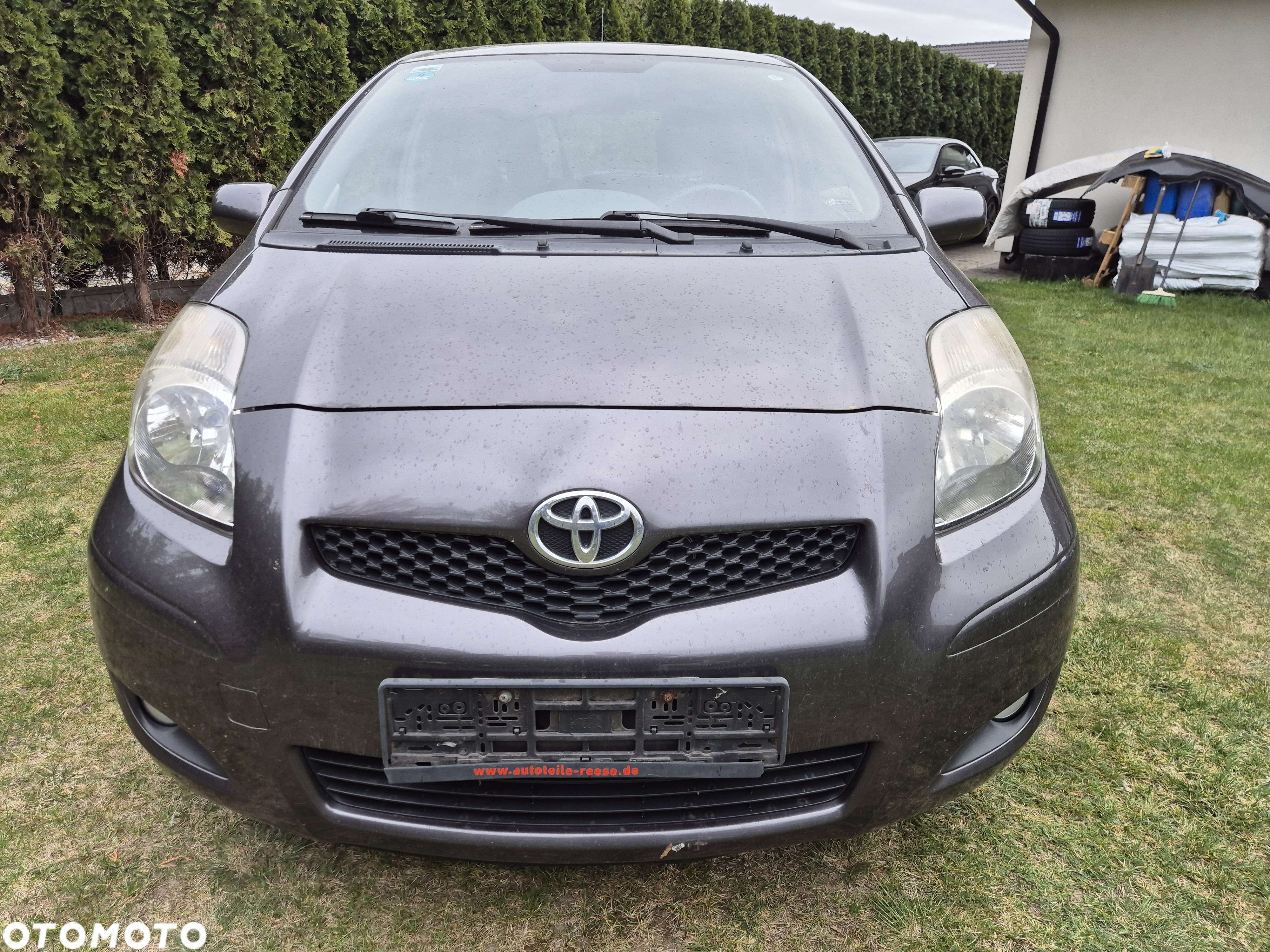 Toyota Yaris - 2