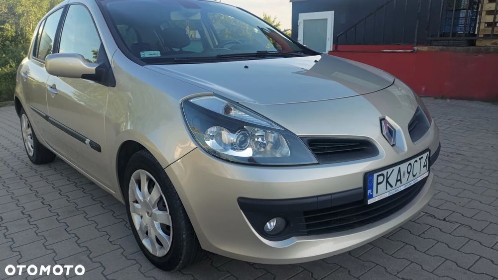 Renault Clio 1.5 dCi Expression - 11