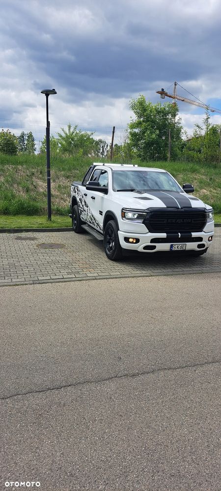 Dodge RAM - 6