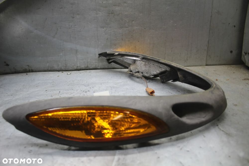 Yamaha Cygnus 125 kierunkowskazy kierunkowskaz przód lewy prawy nosek - 1