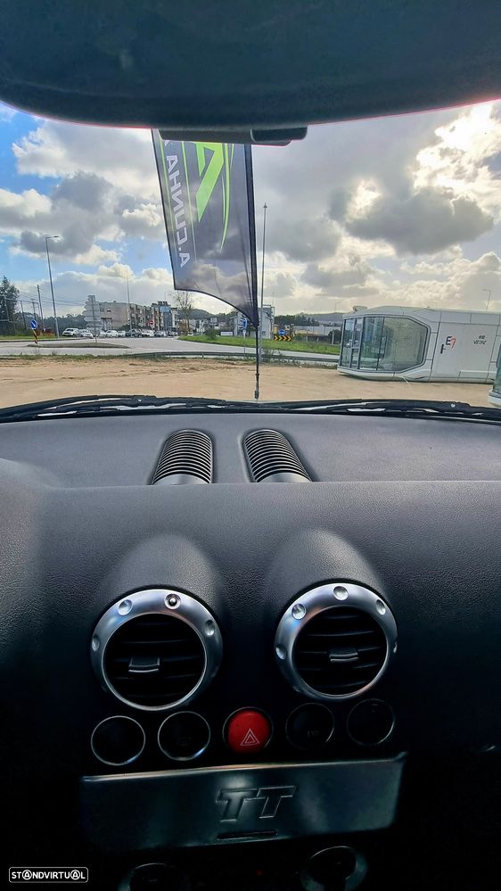 Audi TT Coupé 1.8 T - 14