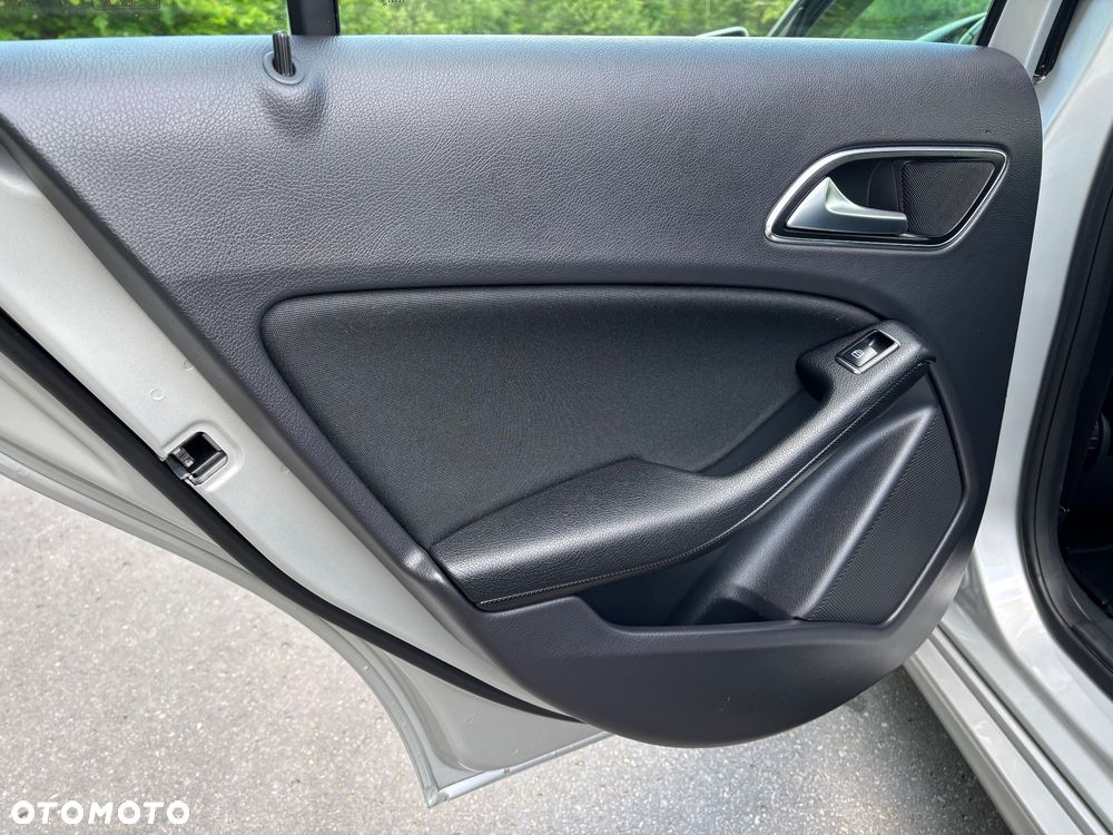 Mercedes-Benz Klasa A 180 CDI (BlueEFFICIENCY) Style - 24