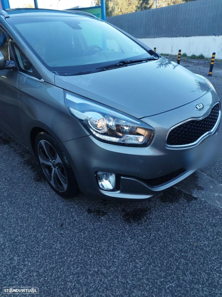 Kia Carens 1.7 CRDi ISG TX - 2