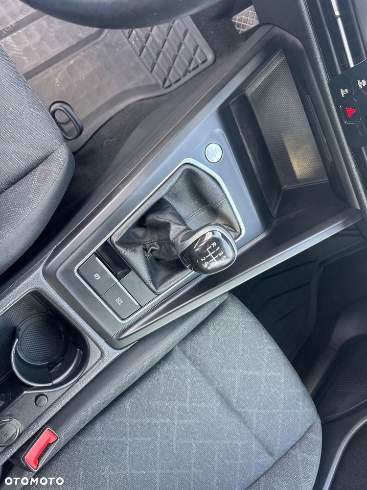 Volkswagen Golf VIII 1.5 TSI EVO Style - 26