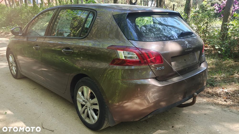 Peugeot 308 2.0 Blue HDi Allure S&S - 9