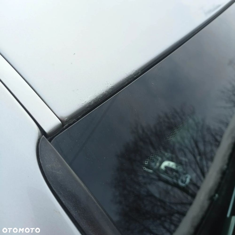 Audi A8 4.2 Quattro - 11