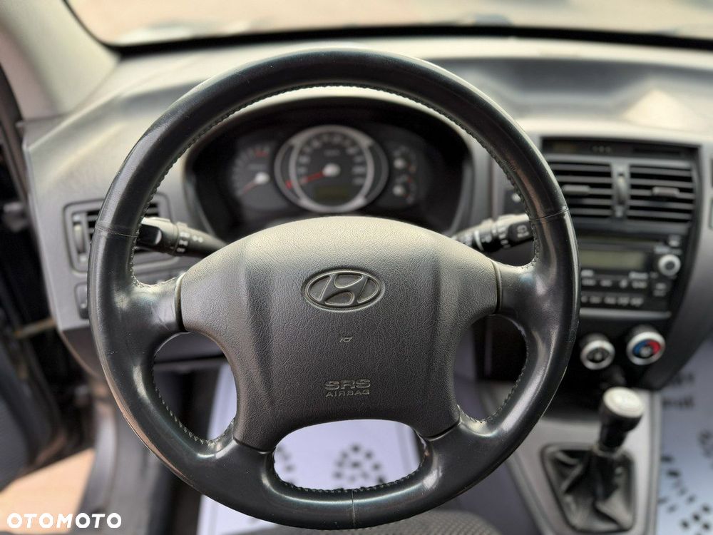 Hyundai Tucson 2.0 2WD GLS - 15