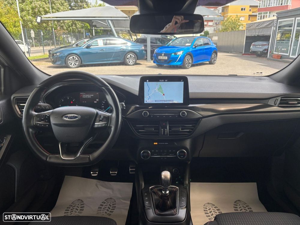 Ford Focus SW 1.5 TDCi ST-Line - 23