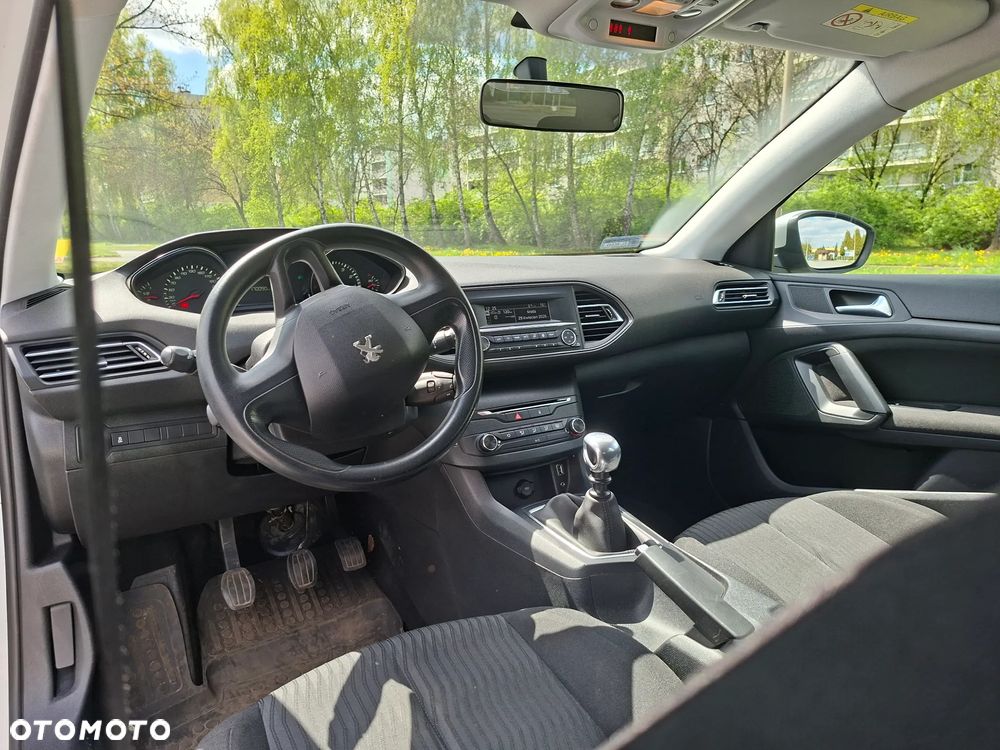 Peugeot 308 1.6 THP Active - 3