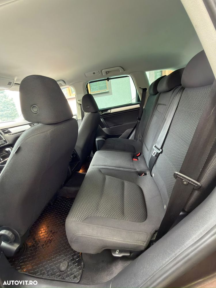 Volkswagen Touareg 3.0 V6 TDI BMT - 13
