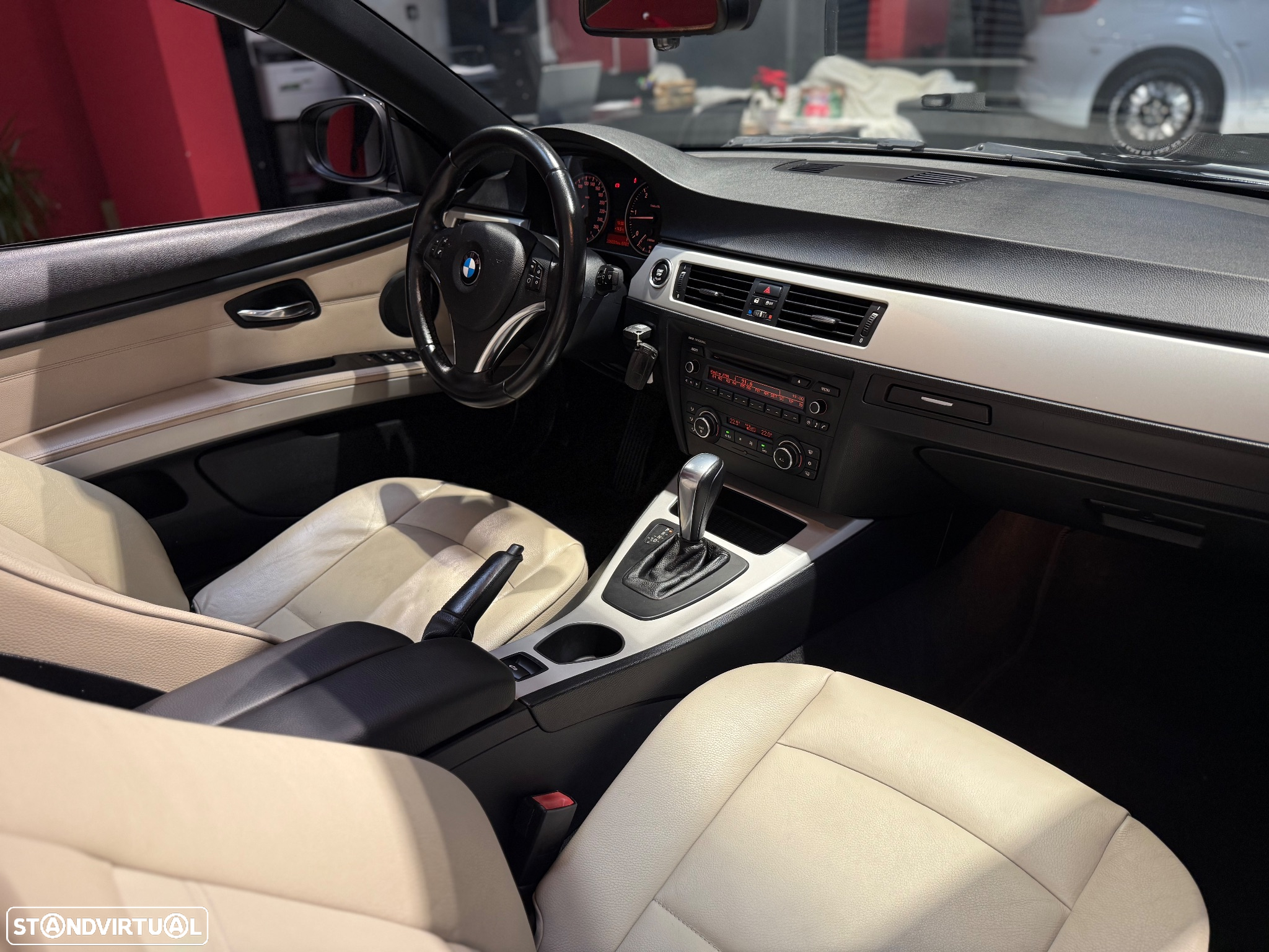 BMW 320 d Auto Line Sport - 7