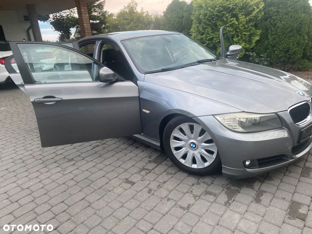 BMW Seria 3 318d Sport Line - 5