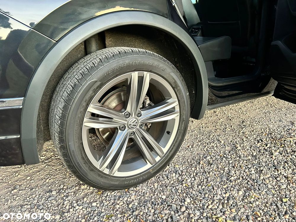 Volkswagen Tiguan Allspace 2.0 TSI 4Mot Highline DSG 7os - 16