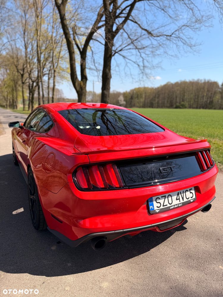Ford Mustang 5.0 V8 GT - 11