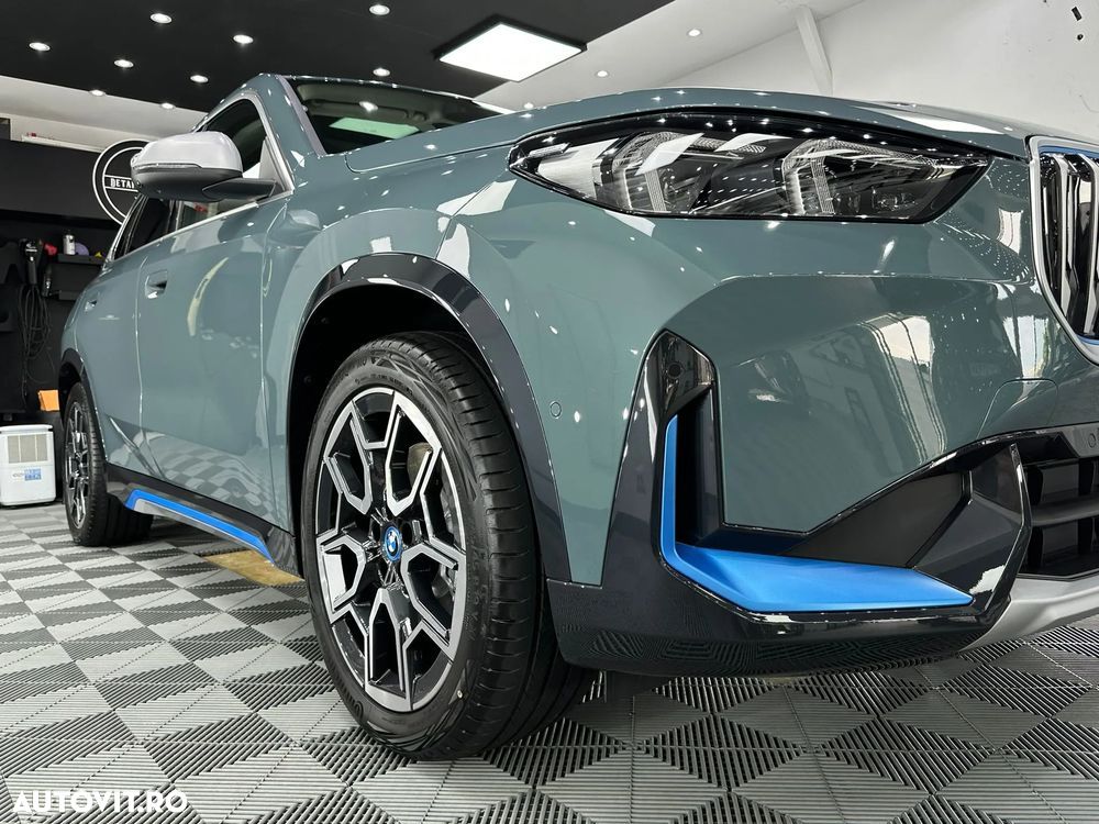 BMW iX1 xDrive30 - 21