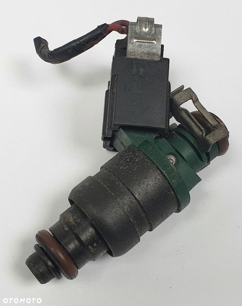 WTRYSK WTRYSKIWACZ VW GOLF IV 1.6 8V 037906031AA - 1