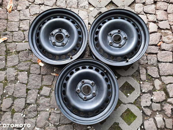 Oryginalna felga stalowa VOLKSWAGEN 15" 5x112x57,1 6J ET 37 VW PASSAT