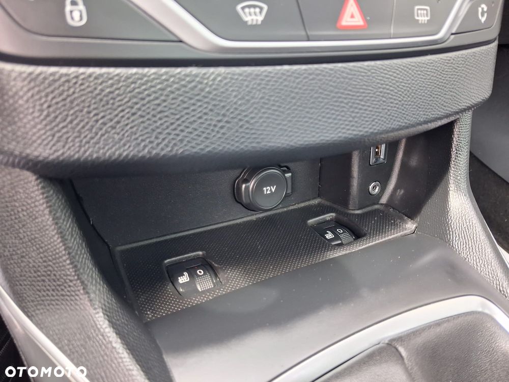 Peugeot 308 155 THP Platinum - 22