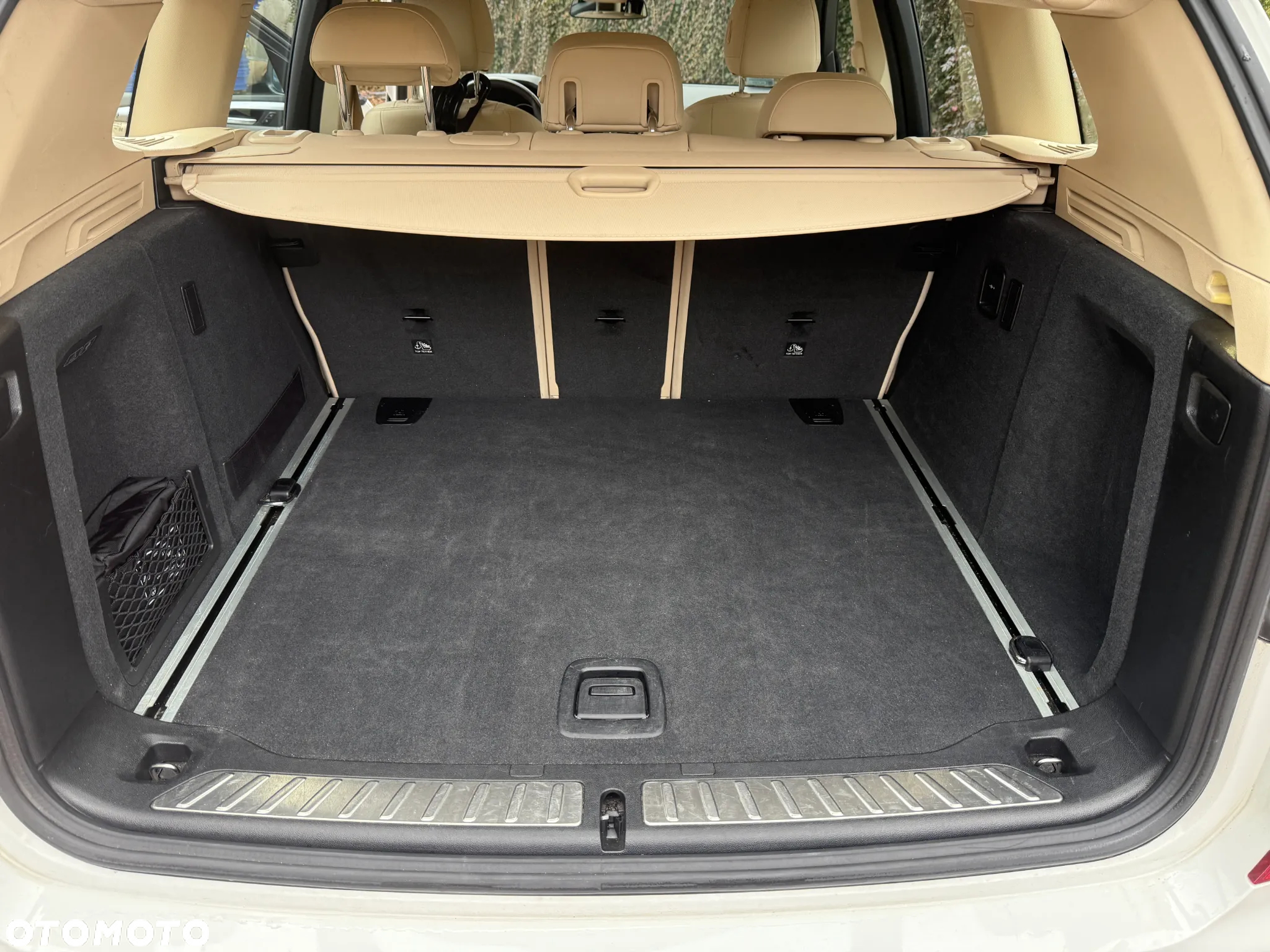 BMW X3 xDrive20i Advantage - 28