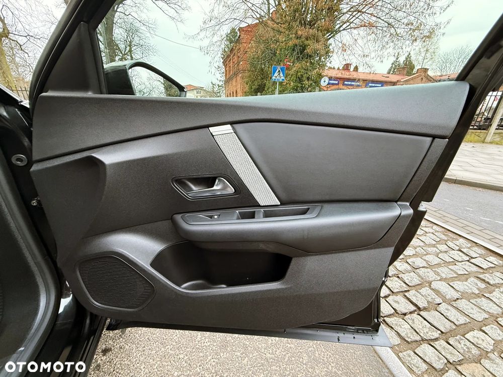 Citroën C4 1.2 PureTech Shine S&S EAT8 - 36