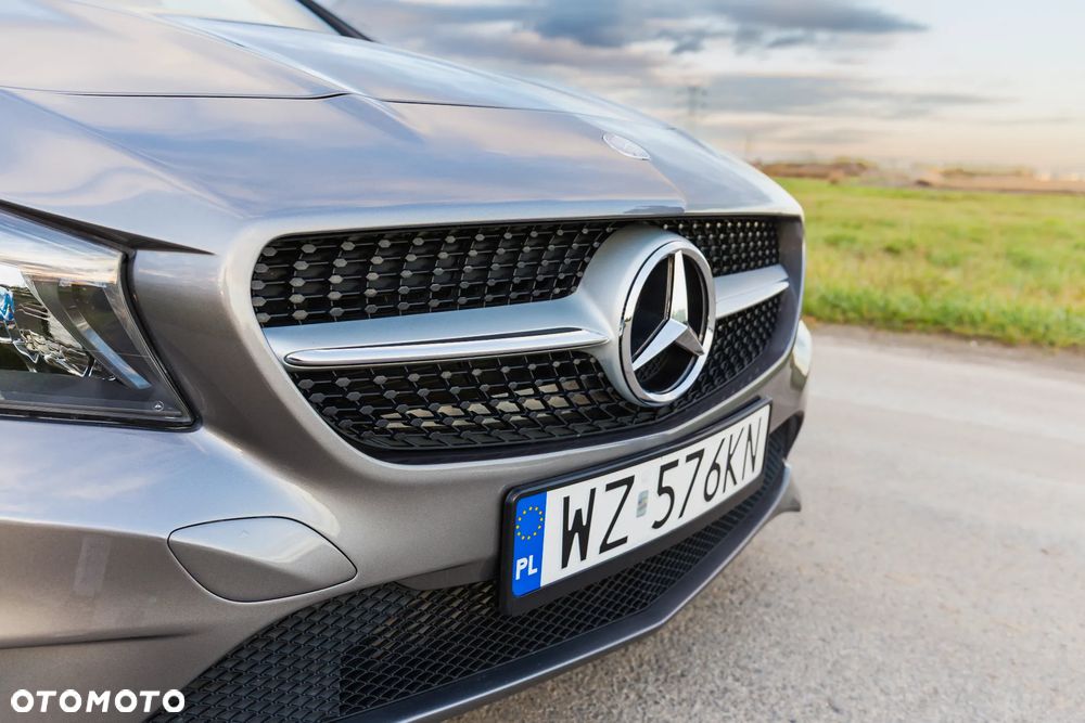 Mercedes-Benz CLA 250 4-Matic - 11