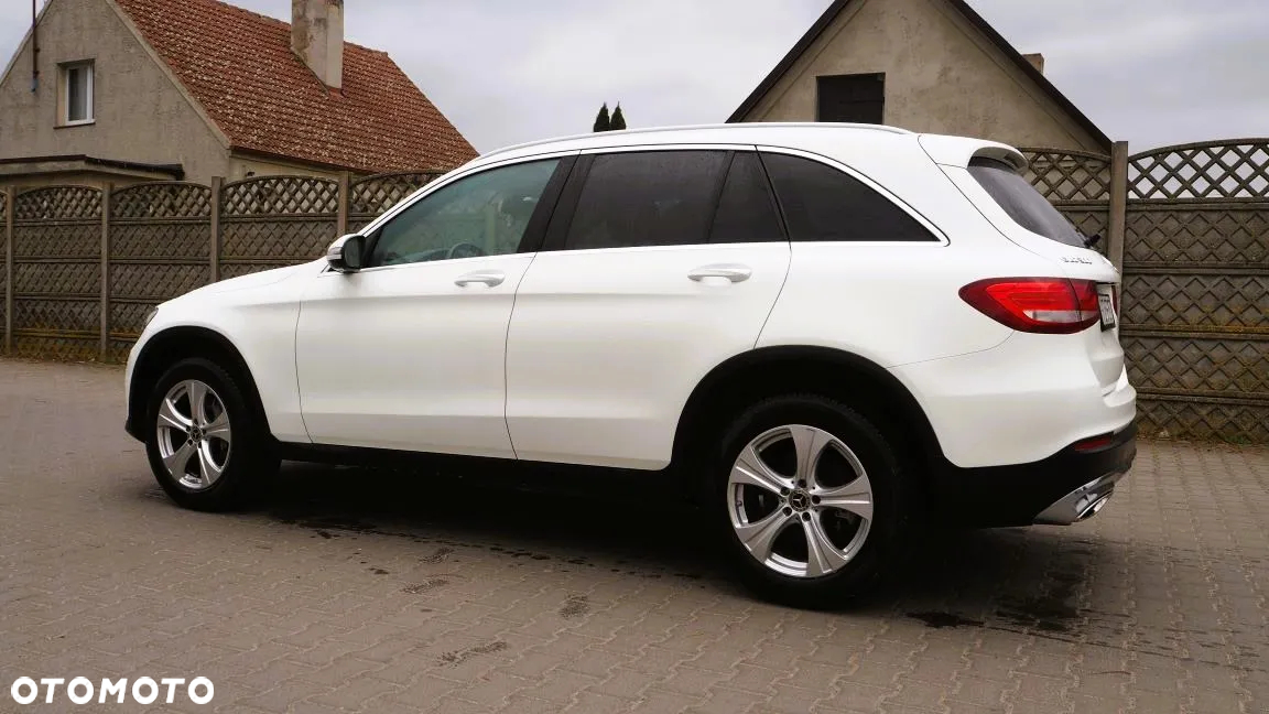 Mercedes-Benz GLC 300 4Matic 9G-TRONIC - 11