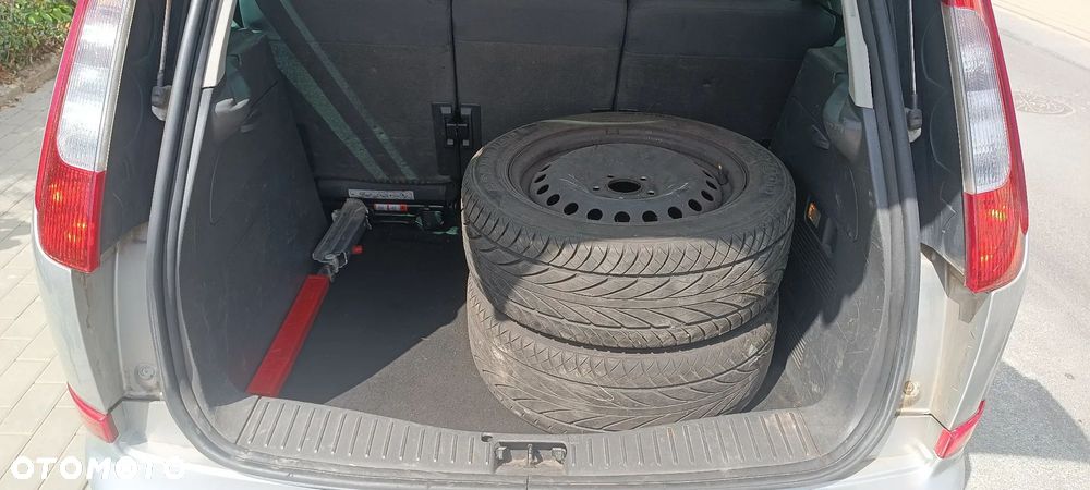 Ford Focus C-Max 1.6 TDCi Trend - 12