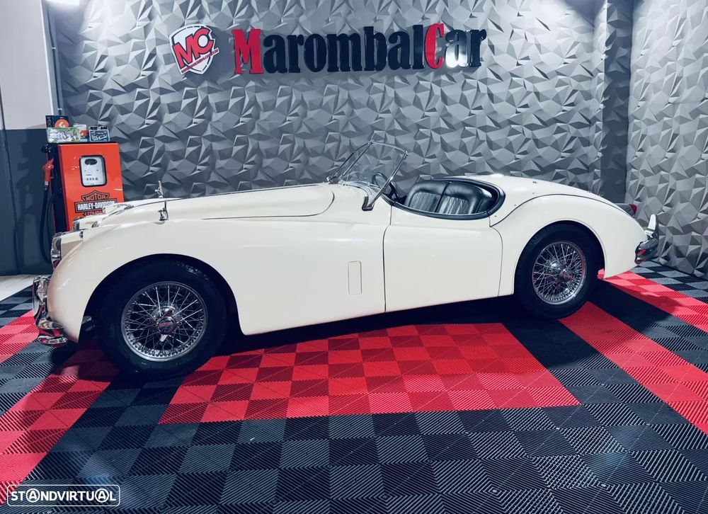 Jaguar XK140 - 5