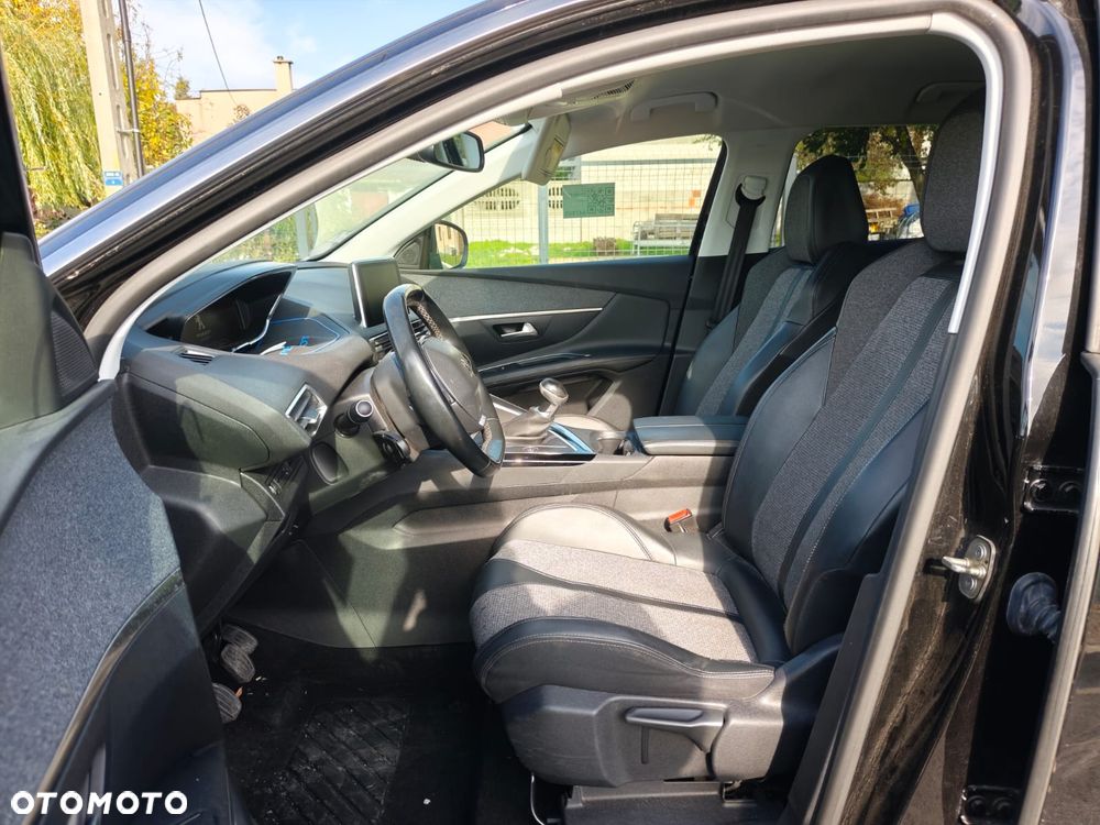 Peugeot 3008 - 11
