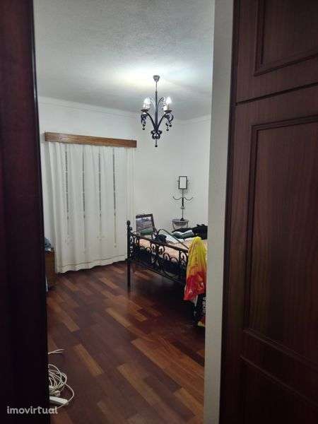 Moradia V3 em Alpalhão pronta a habitar - Grande imagem: 5/12