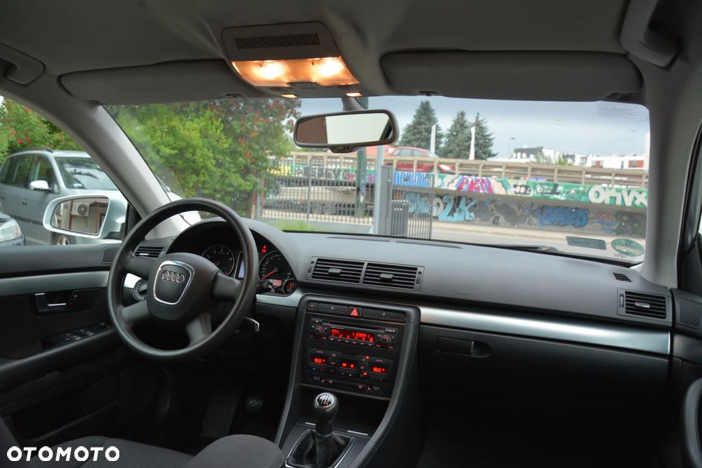 Audi A4 Limousine 2.0T FSI - 9